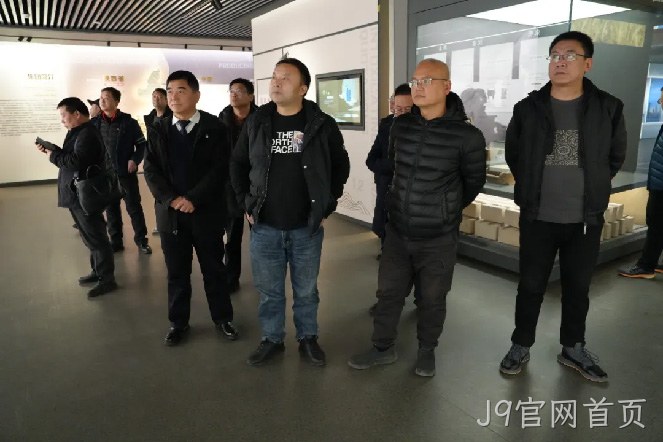 关注 |“康友汇营销高管”一行走进J9官网首页开展凤香酒海探究之旅